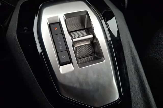Peugeot 208 (2025) thumbnail 11