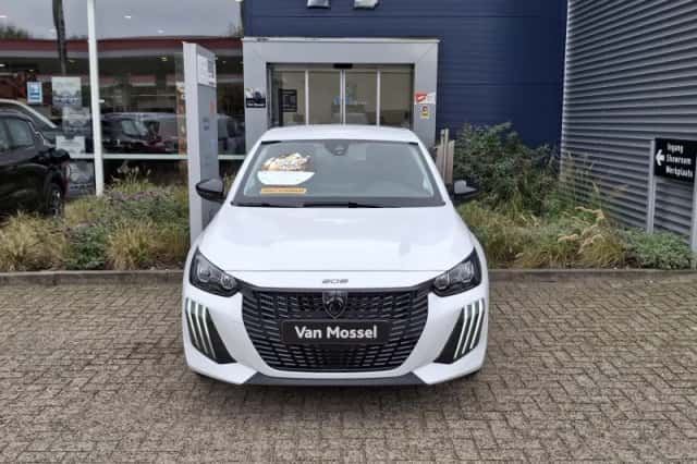 Peugeot 208 (2025) thumbnail 4