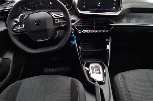 Peugeot 208 (2025) thumbnail 10