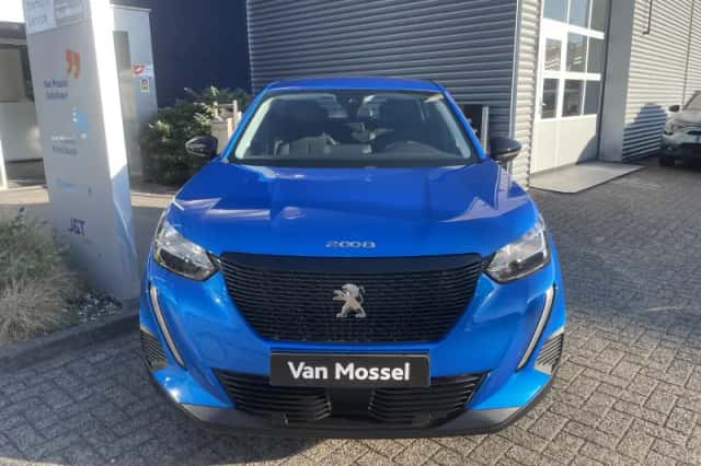 Peugeot 2008 (2022) thumbnail 5