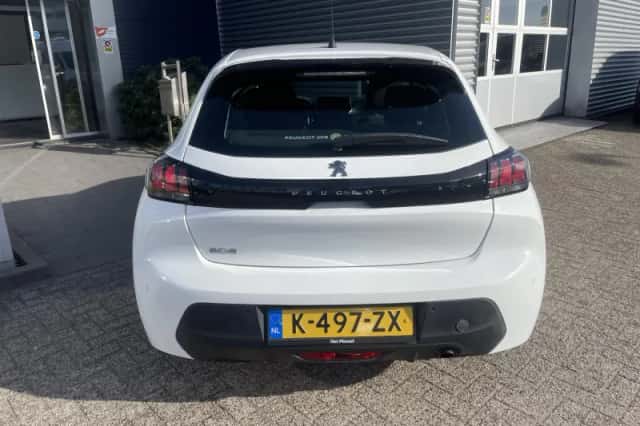 Peugeot 208 (2021) thumbnail 6