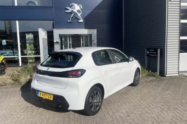 Peugeot 208 (2021) thumbnail 7