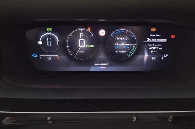 Peugeot 308 (2024) thumbnail 11