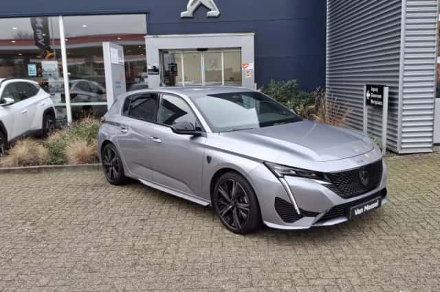 Peugeot 308 (2024) thumbnail 3