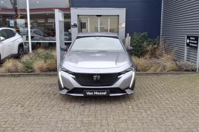 Peugeot 308 (2024) thumbnail 4
