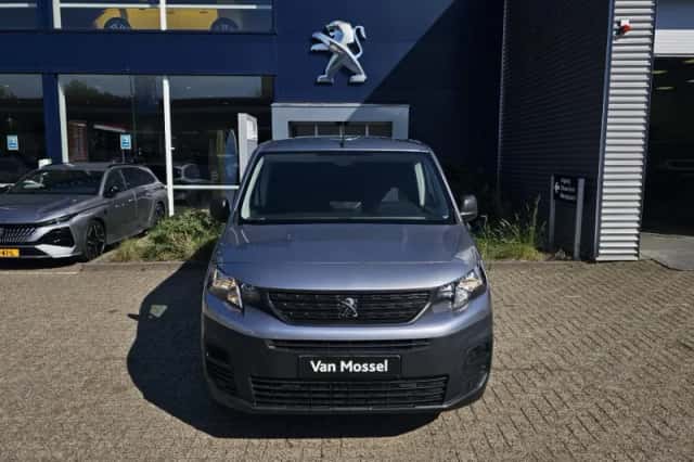 Peugeot Partner (2023) thumbnail 5