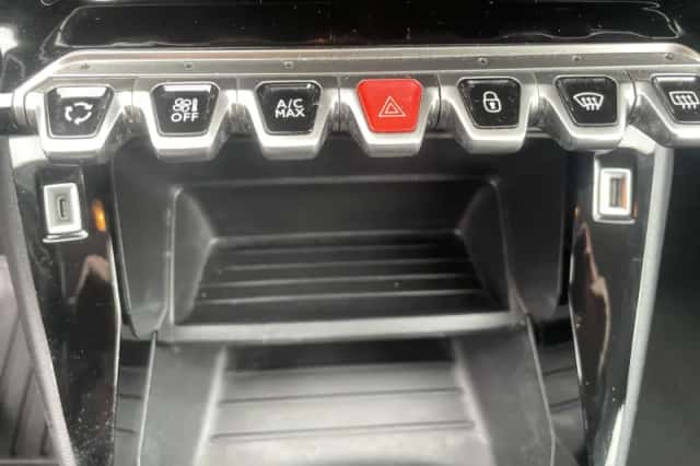 Peugeot 208 (2020) thumbnail 14