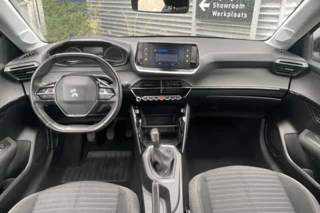 Peugeot 208 (2020) thumbnail 10