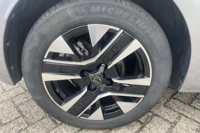 Peugeot 208 (2025) thumbnail 17
