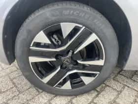 Peugeot 208 (2025) thumbnail 17