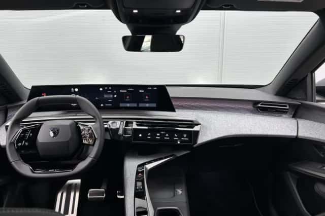 Peugeot E-5008 (2025) thumbnail 11