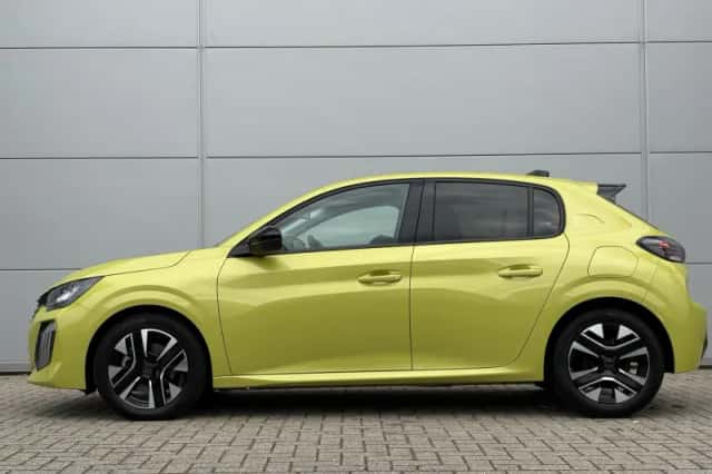 Peugeot 208 (2025) thumbnail 3