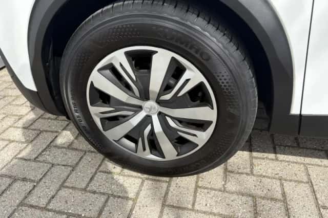 Peugeot 2008 (2022) thumbnail 20