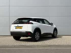 Peugeot 2008 (2022) thumbnail 6