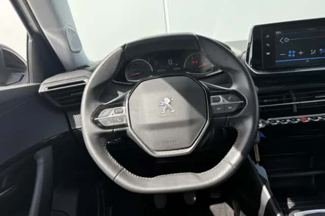 Peugeot 2008 (2022) thumbnail 10
