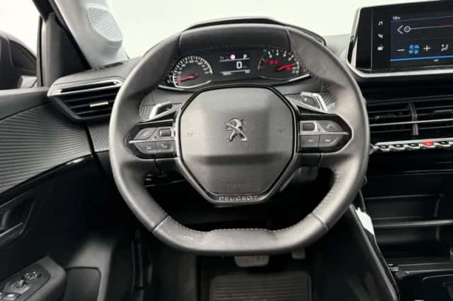 Peugeot 208 (2021) thumbnail 11