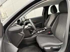 Peugeot 208 (2021) thumbnail 14