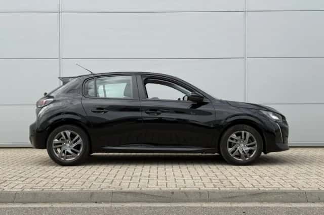 Peugeot 208 (2021) thumbnail 7