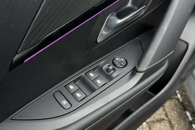 Peugeot 208 (2025) thumbnail 12
