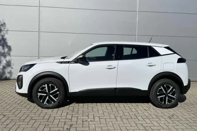 Peugeot 2008 (2025) thumbnail 2