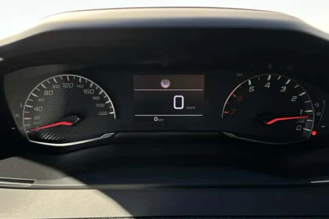 Peugeot 2008 (2025) thumbnail 21