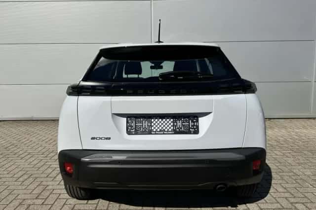 Peugeot 2008 (2025) thumbnail 5