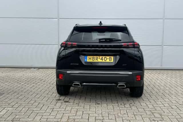 Peugeot 2008 (2023) thumbnail 5