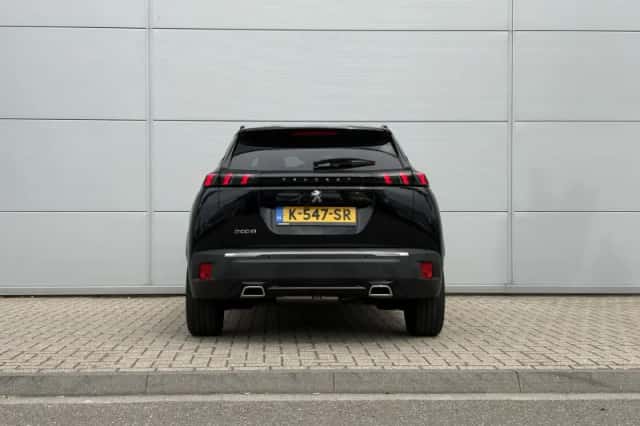 Peugeot 2008 (2021) thumbnail 5