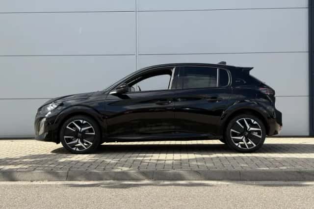 Peugeot 208 (2025) thumbnail 2