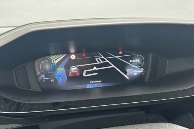 Peugeot 408 (2025) thumbnail 12