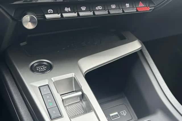 Peugeot 408 (2025) thumbnail 17
