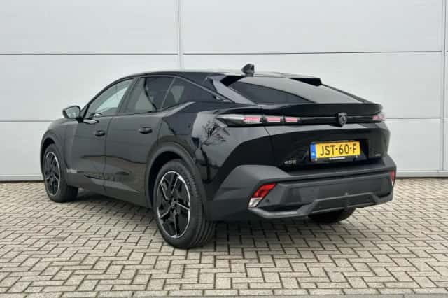 Peugeot 408 (2025) thumbnail 4