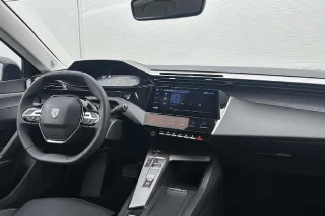 Peugeot 408 (2025) thumbnail 10