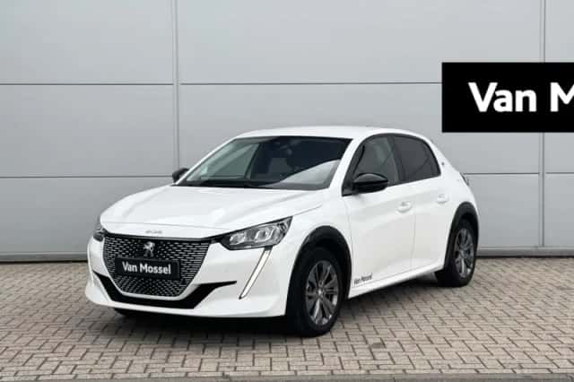 Peugeot e-208 (2023) thumbnail 1