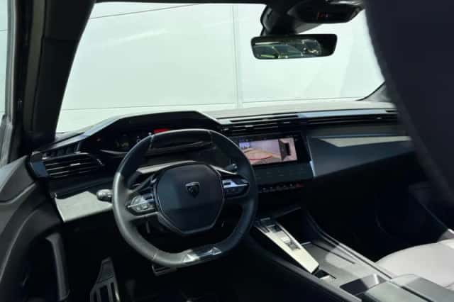 Peugeot 308 (2023) thumbnail 11