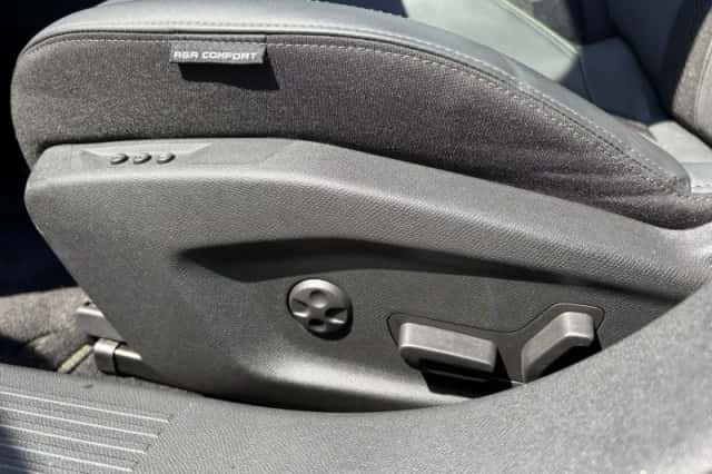 Peugeot 308 (2023) thumbnail 23