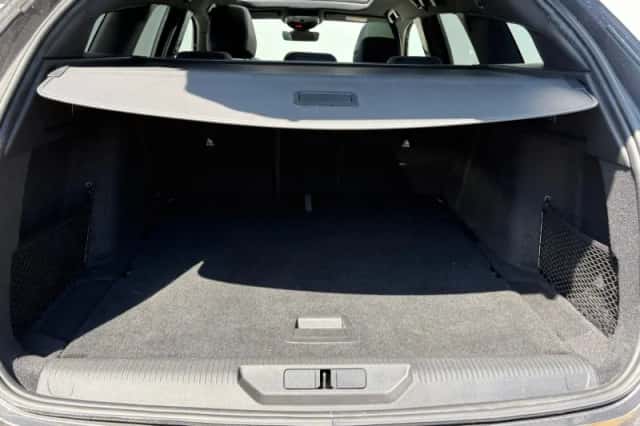 Peugeot 308 (2023) thumbnail 25