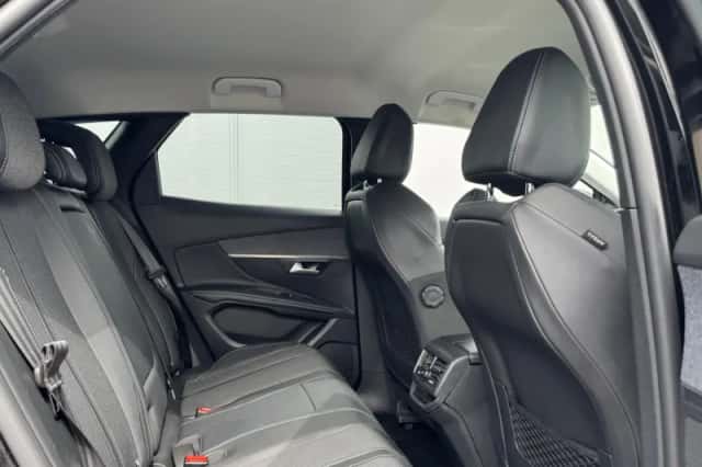 Peugeot 3008 (2022) thumbnail 14