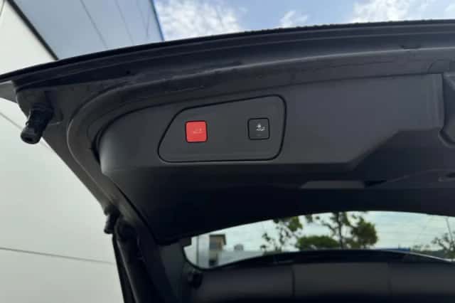 Peugeot 3008 (2022) thumbnail 15