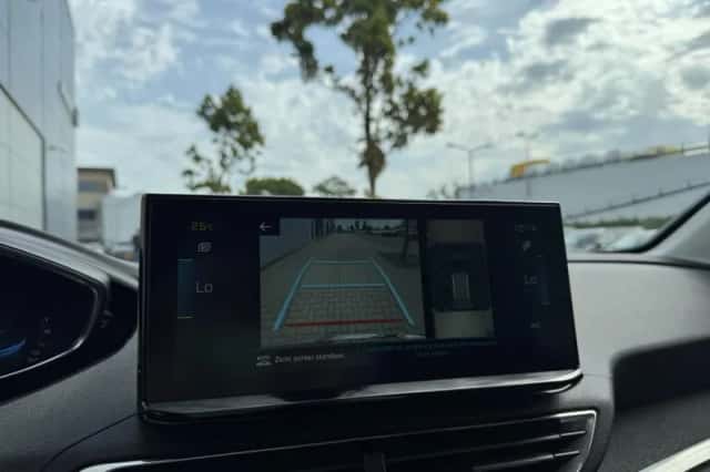 Peugeot 3008 (2022) thumbnail 19