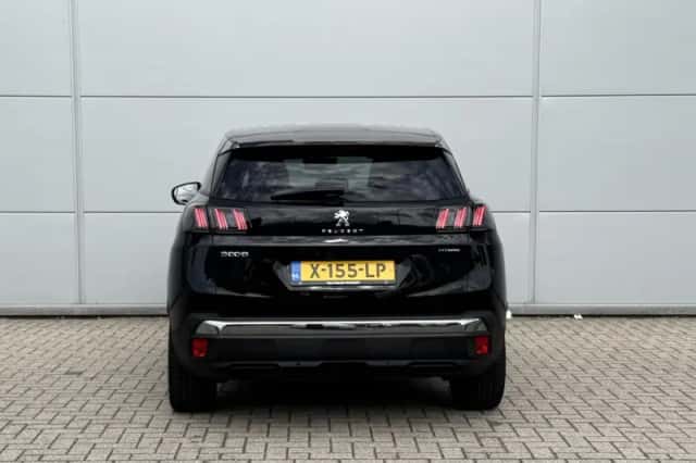 Peugeot 3008 (2022) thumbnail 5