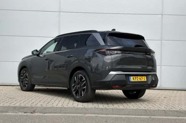 Peugeot 5008 (2025) thumbnail 4