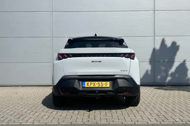 Peugeot 3008 (2025) thumbnail 5