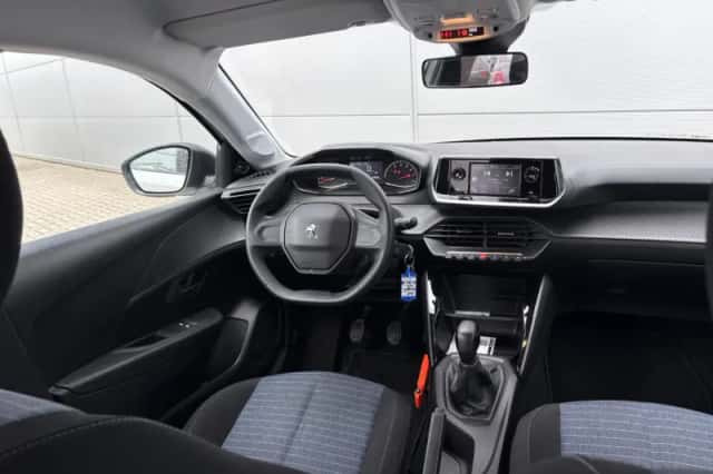 Peugeot 208 (2022) thumbnail 10