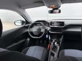 Peugeot 208 (2022) thumbnail 10