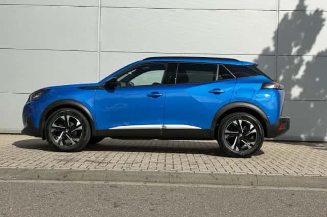 Peugeot 2008 (2023) thumbnail 3