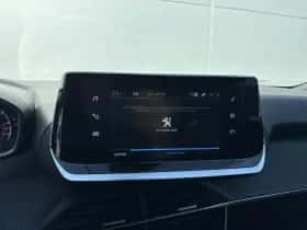 Peugeot 2008 (2023) thumbnail 19