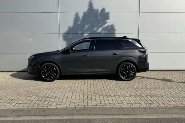 Peugeot 5008 (2025) thumbnail 2
