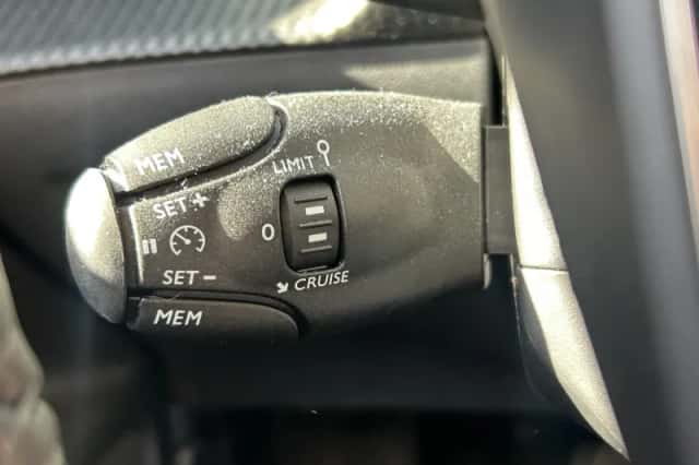 Peugeot e-2008 (2025) thumbnail 20
