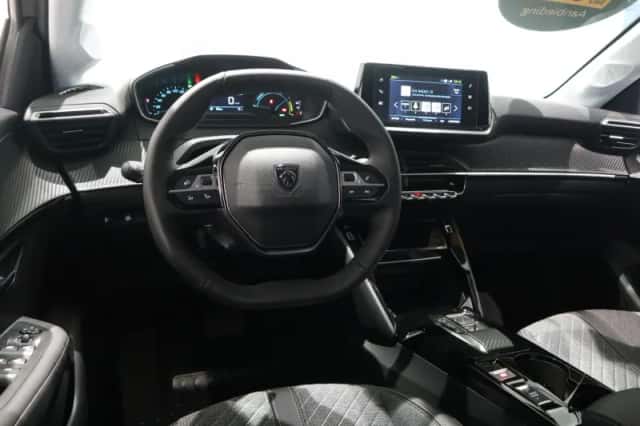 Peugeot e-208 (2024) thumbnail 12